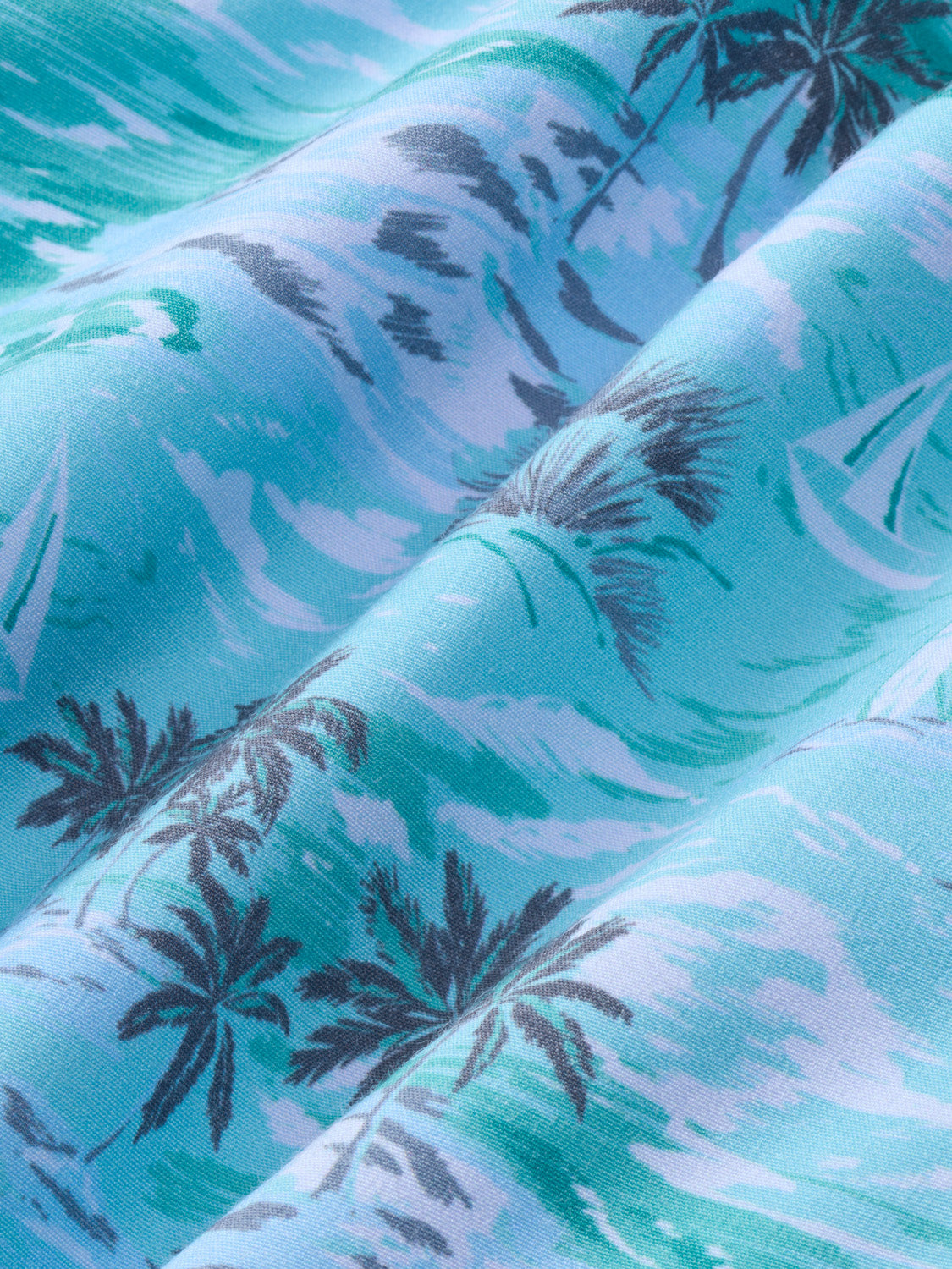 Fair Harbor Bayberry Trunk - Aqua Waters