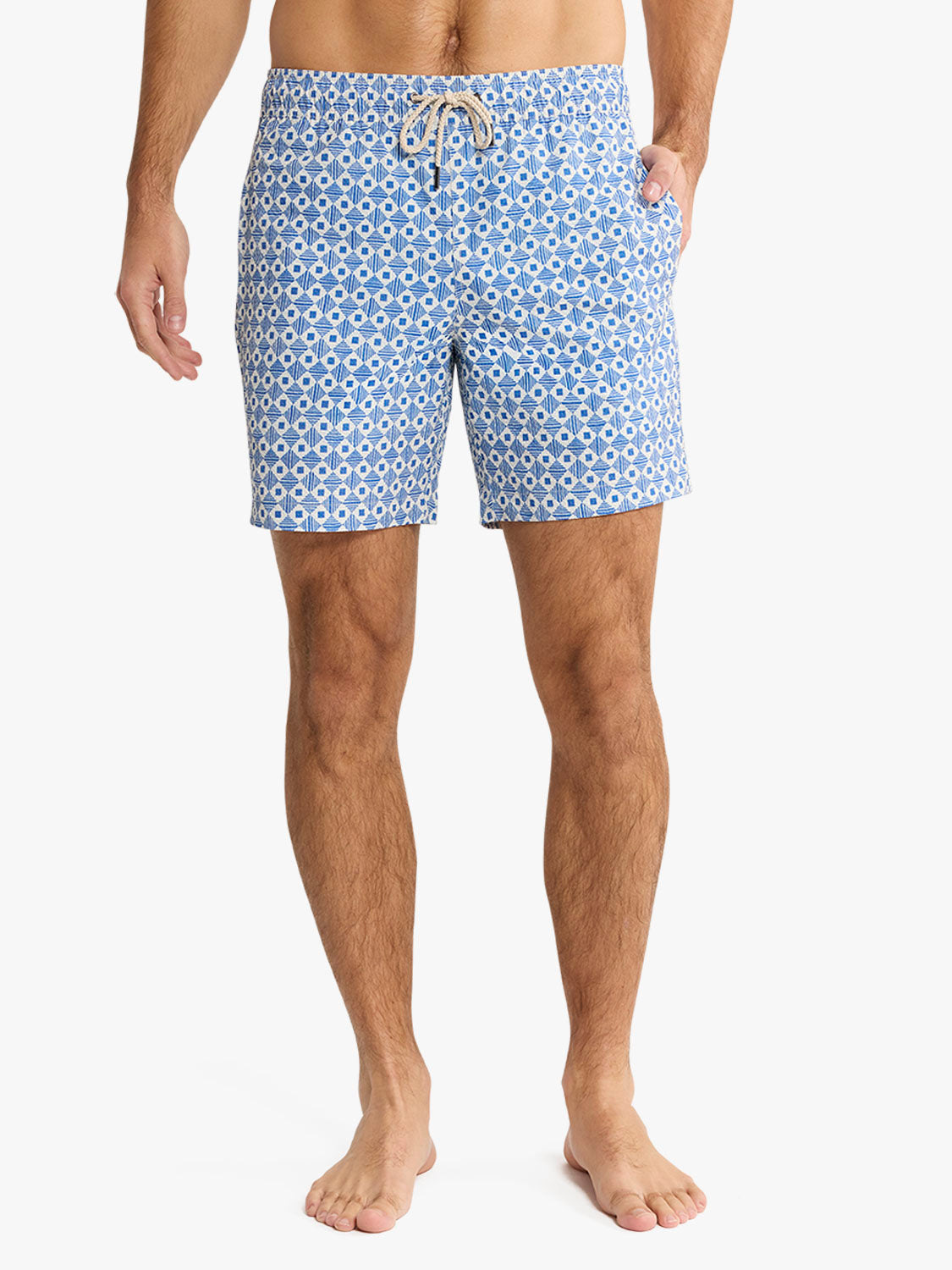 Fair Harbor Bayberry Trunk - Seersucker Sea Blue Tiles