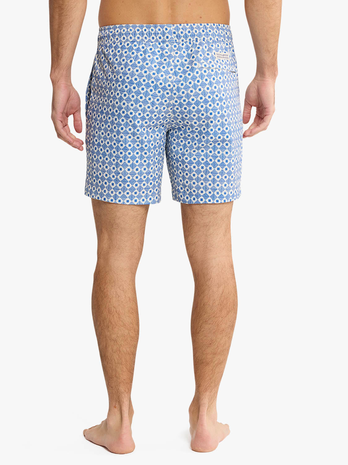 Fair Harbor Bayberry Trunk - Seersucker Sea Blue Tiles