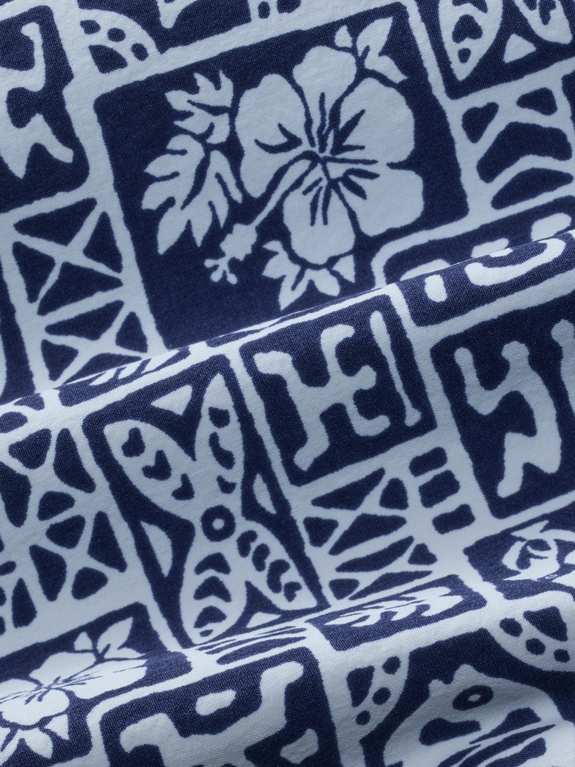 Fair Harbor Bungalow Trunk - Navy Sea Tiles